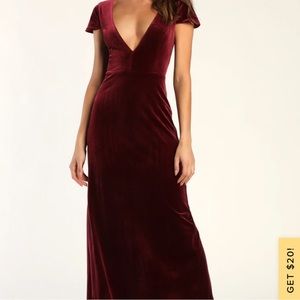 Lulus Velvet V-Neck Maxi Dress M